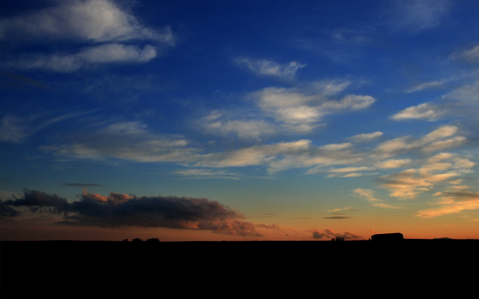 体育晨报，德罗赞爆砍40分灰熊三节终结悬念 北京队今晚迎关键战