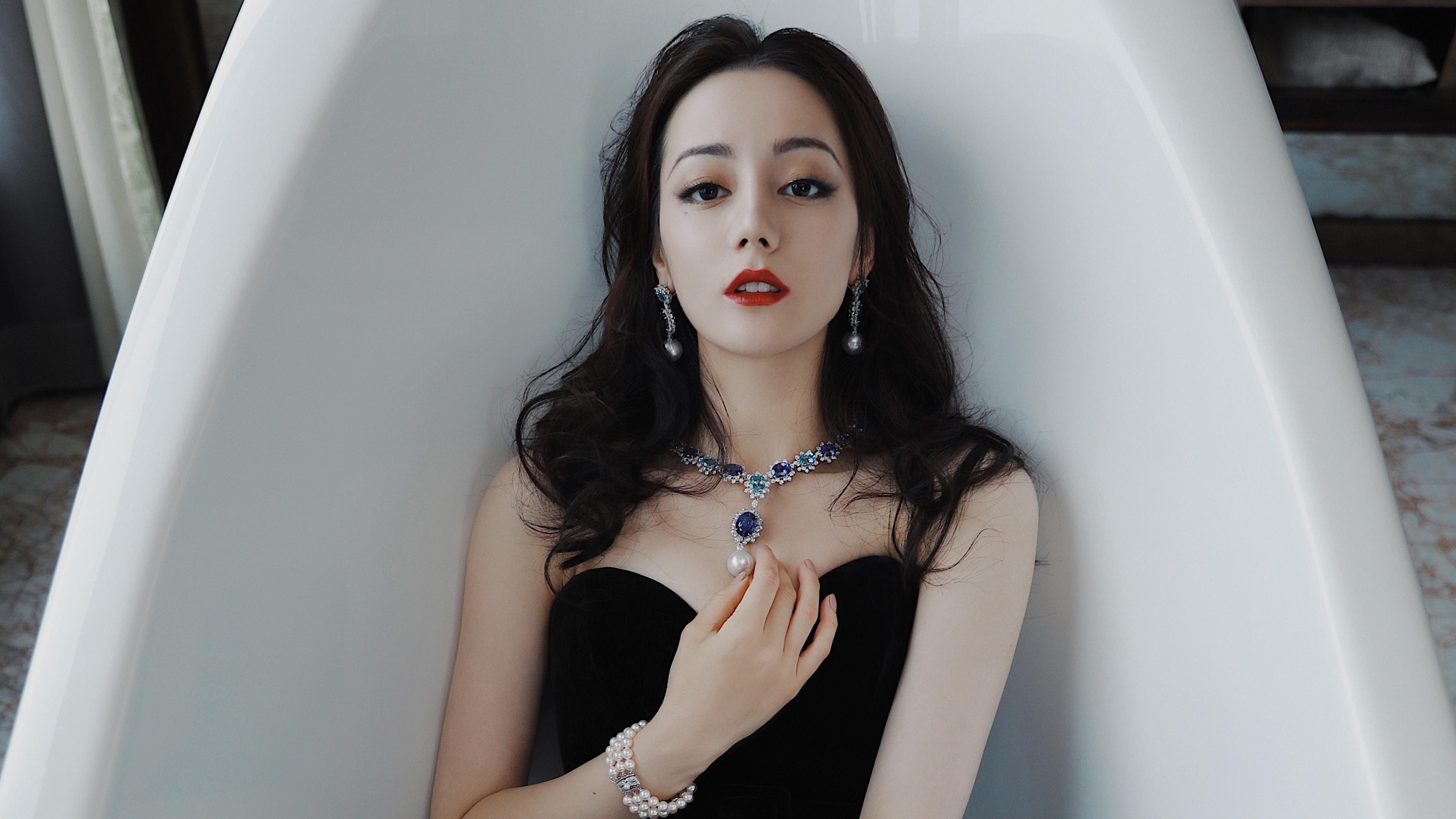 开云体育app-凌晨四点半，当利拉德亲手铭刻自己的奥运遗产