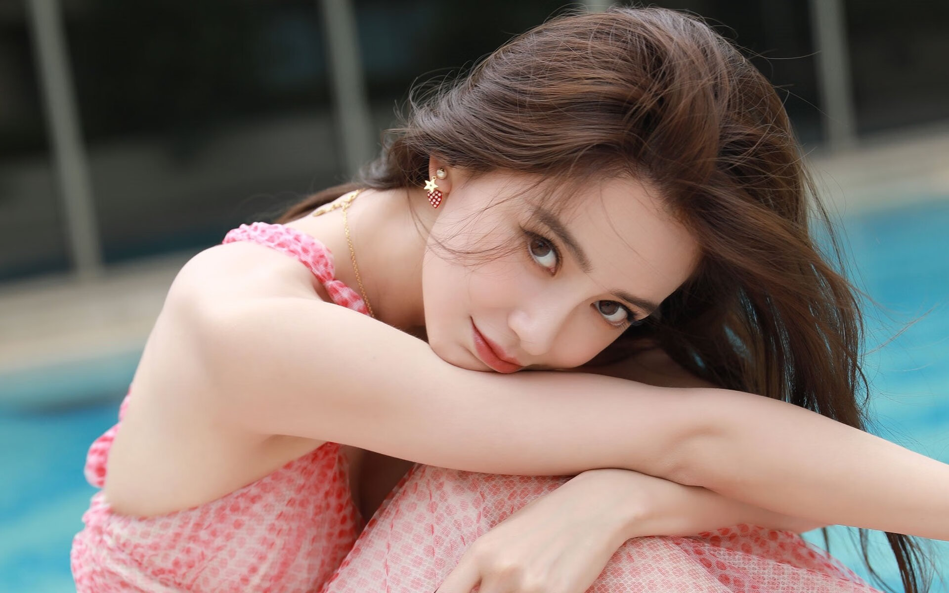 双重战场,德甲争冠的隐形变数与瑞士的洪都拉斯远征