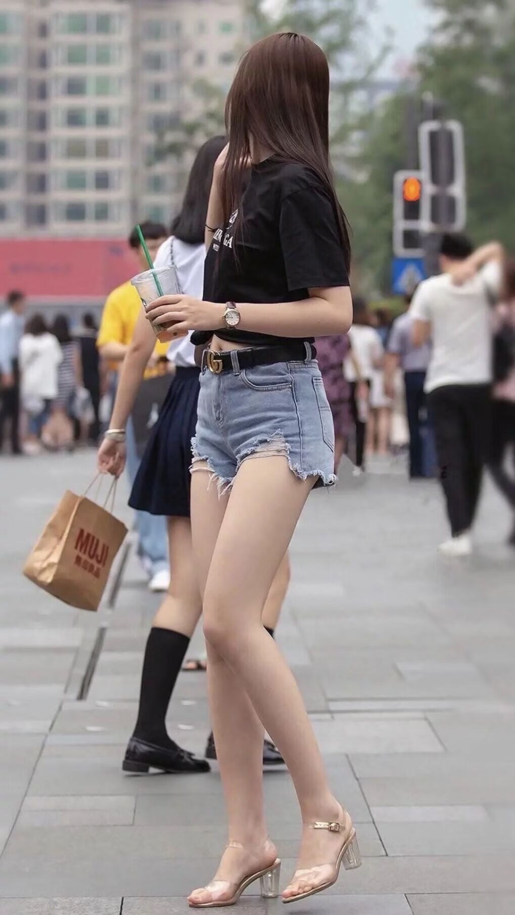 开云体育-开始，再展开文章的深度内容
